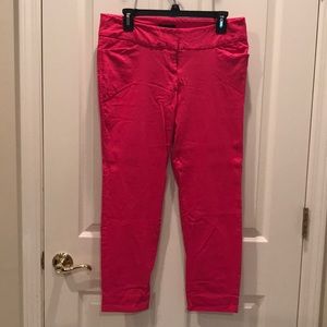 Pink stretchy Limited Capris